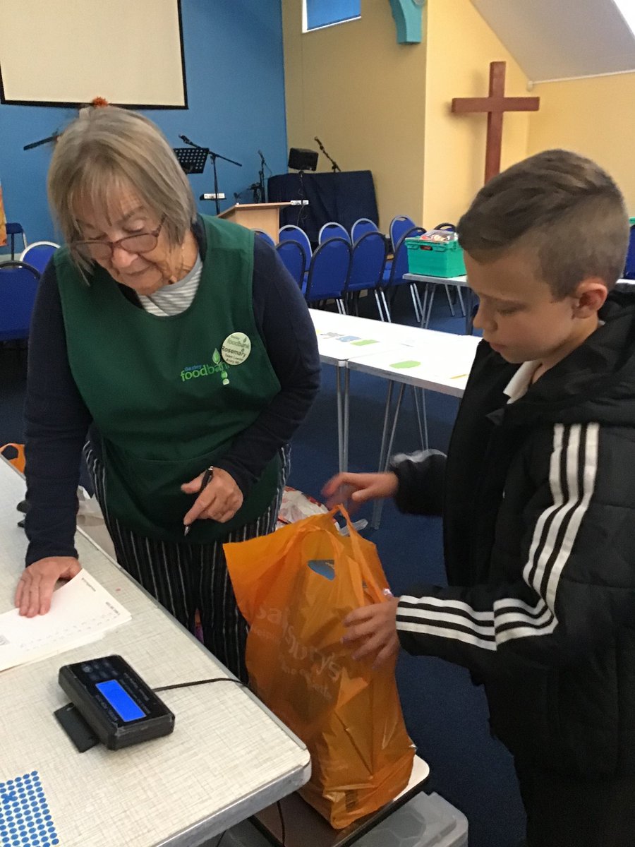 Oak Class hard at work at our local food bank today. Thank you to everyone who donated items for our Harvest Festival.