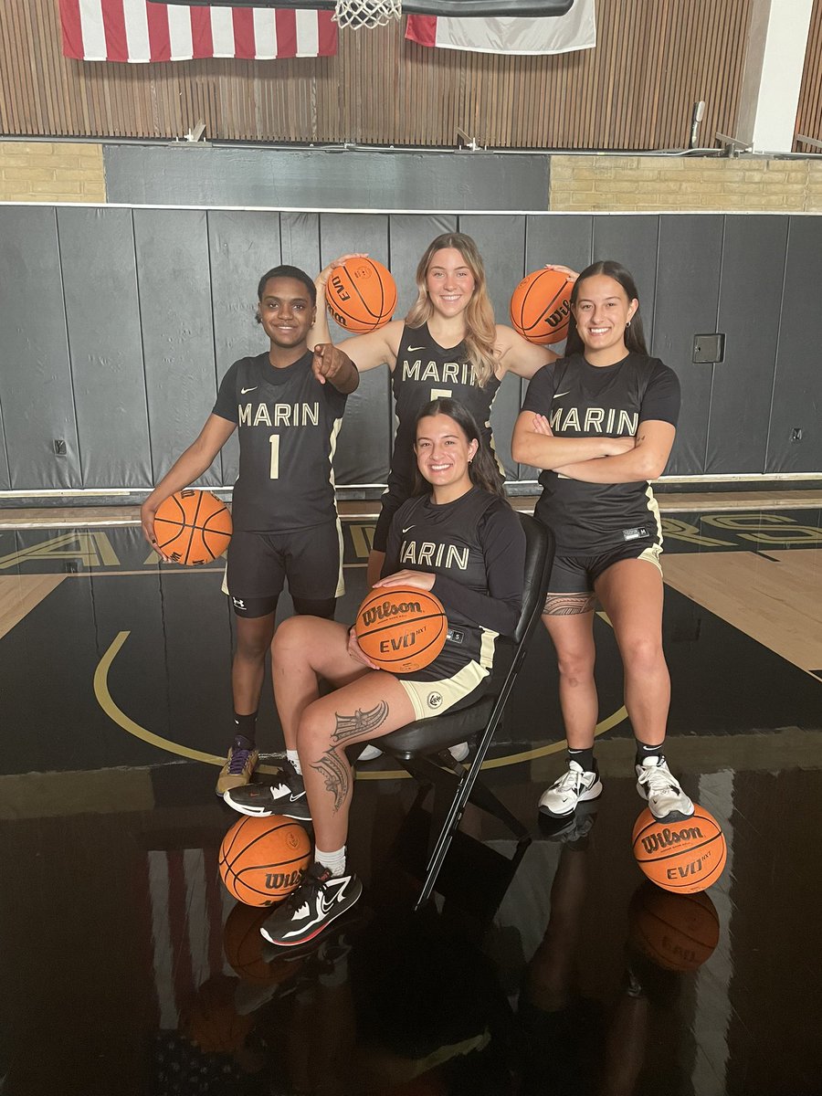 COM_WBB's tweet image. Media Day 👀📸🎬 #COMWBB #MarinBasketball #AnchorDown