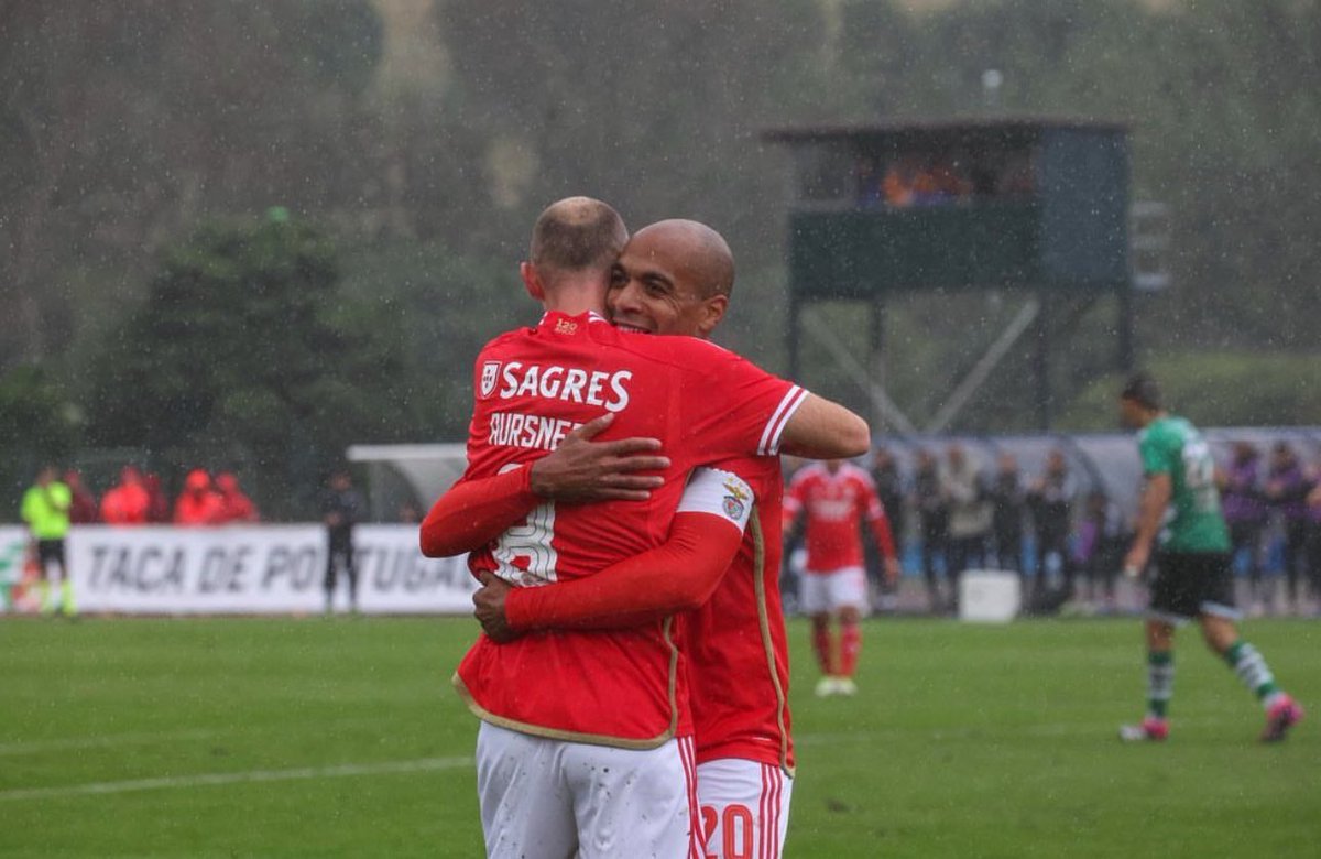 Açores 🙌🏾🙌🏾 Na próxima fase <a href="/SLBenfica/">SL Benfica</a> 🔴⚪️