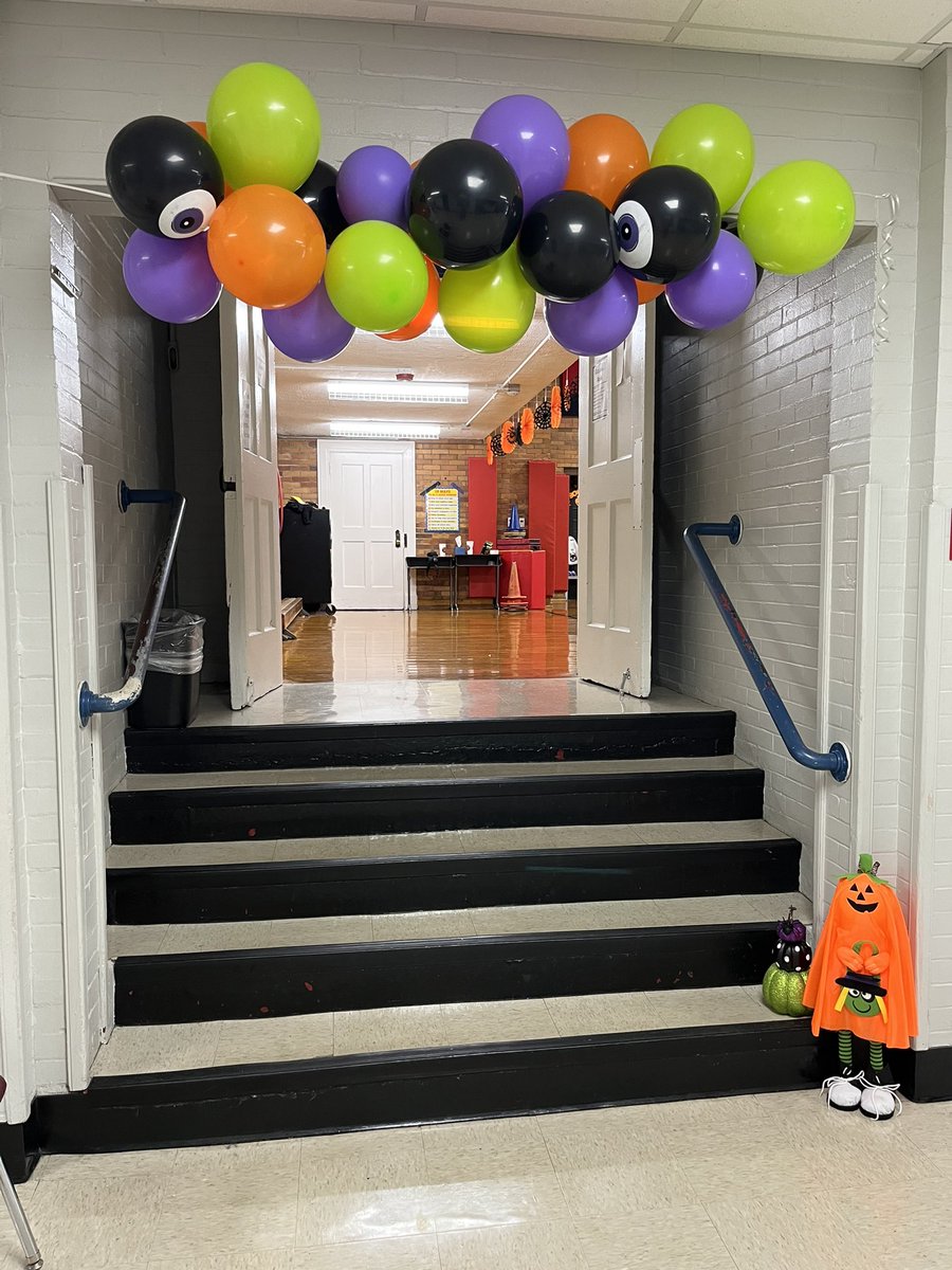 Family Pumpkin Fun Night is tonight! 6pm! Thank you PTO for sponsoring this great event. #NorwoodPride