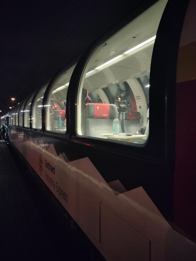 Nabelowi's tweet photo. So kann man auch Mal zu ner Auswärtsfahrt starten. 😊 #Auswärtssieg #SVWW #EC8 #OSNWIE https://t.co/rYcxbG0HLr