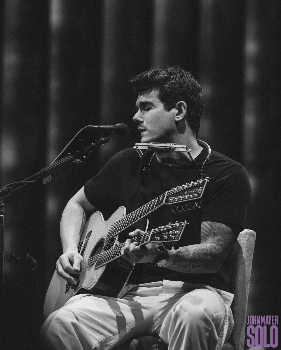 JohnMayer's tweet photo. Chicago, IL - If you were there, then you know. What a night. What. A. Night. It was like one of those evenings at a friend’s house where all the best people keep coming over and the hang is immaculate. It’s shows like these that keep me searching for more inside the music. Thank you thank you.