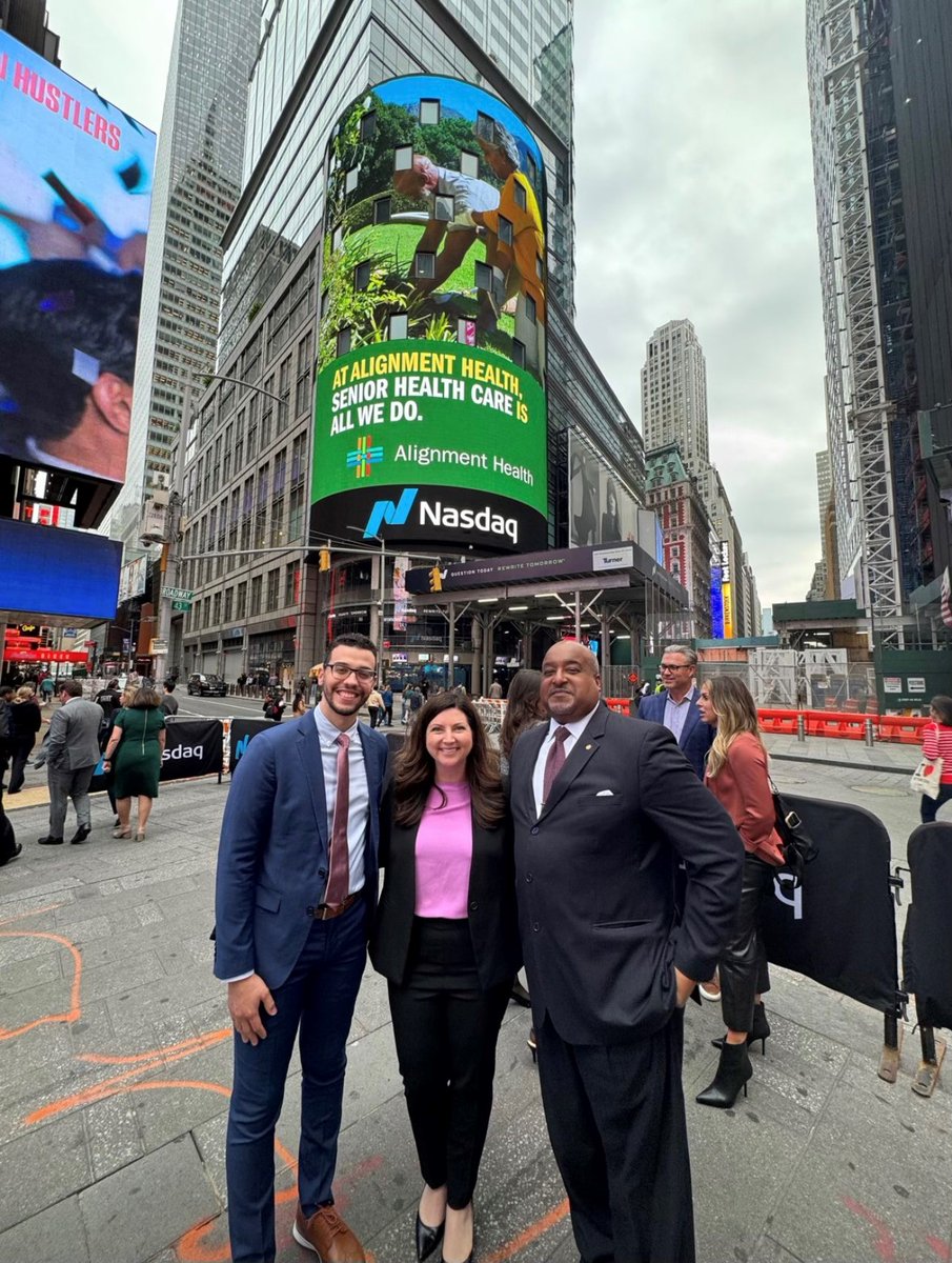 What an honor to attend the <a href="/IdeagenGlobal/">Ideagen</a> 2023 Global Goals Summit at <a href="/Nasdaq/">Nasdaq</a> yesterday and to speak today about steps we can take to make mental health mainstream. #APAFInAction
