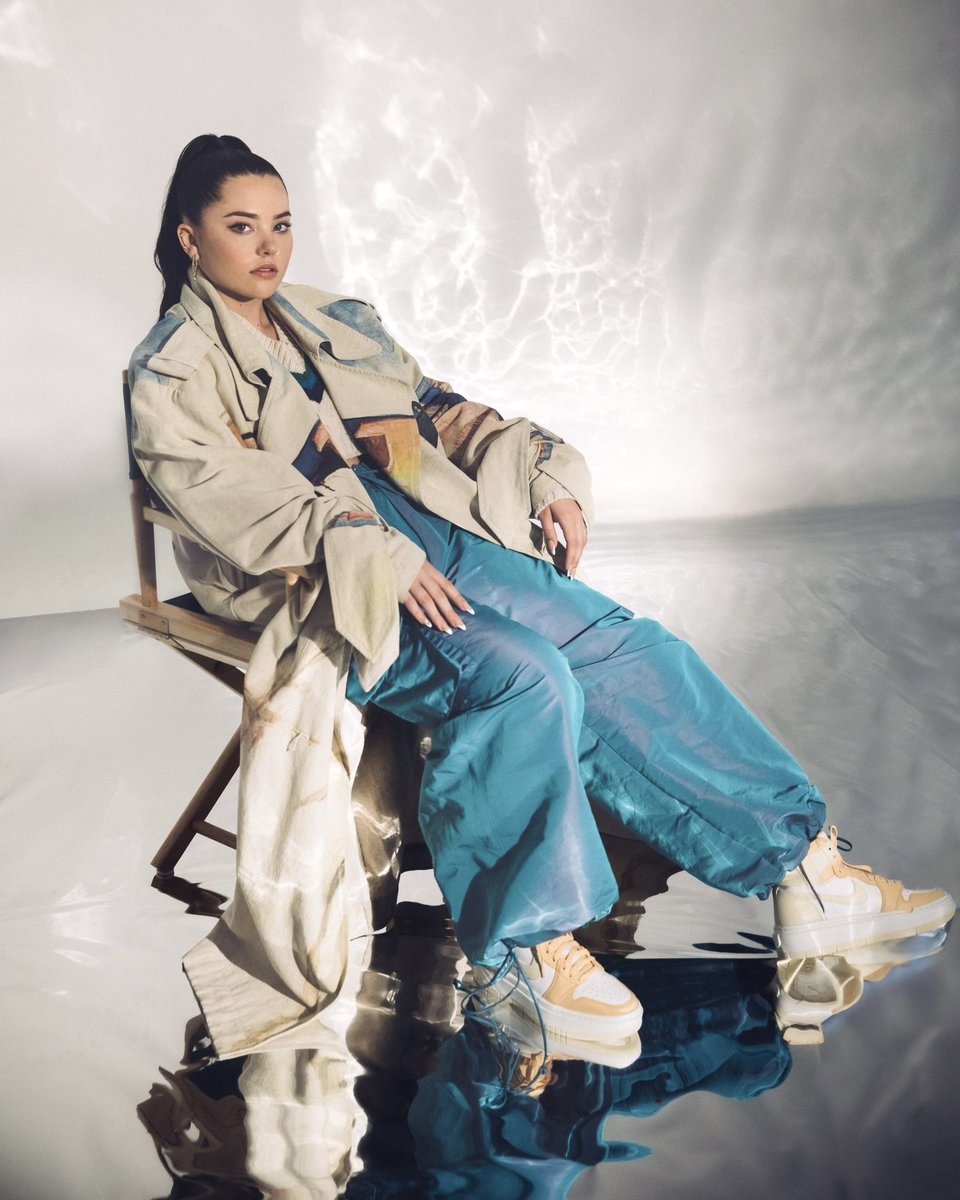 iamlaurenmusic's tweet photo. Thank u so much @tmrwmag ❤️ Full interview here https://t.co/Q08hDkZjKW https://t.co/WDG1RBkxVx