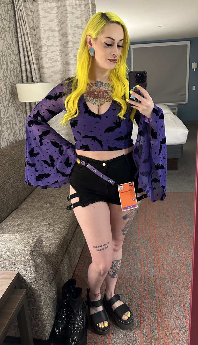 Jojo 👻 tweet media