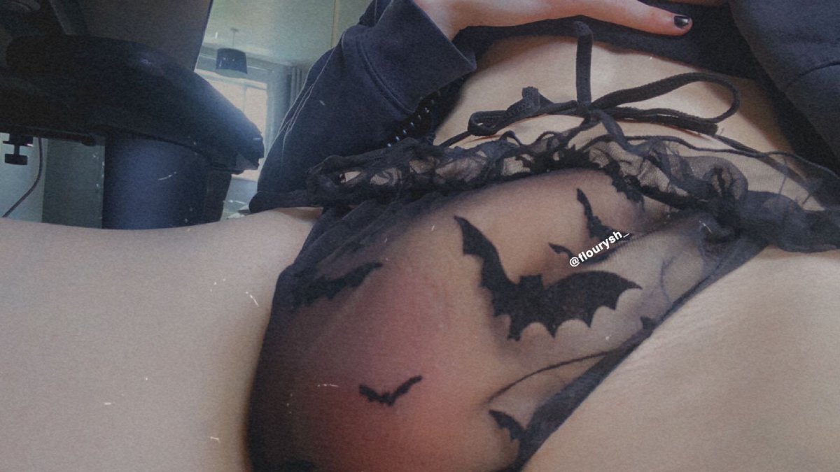 flourysh_'s tweet photo. Spooky girl dick for femboy friday😇💙+ 🔄 

#nsfwtwtًً  #sissy #femboy #twink #balls #thighs #nsfwtw #nsfw #tease #dom #sub #switch #dommymommy #perv  #skirt #cock #milk #gamer #breeding #bwc #hard #slut #horny #findom #cum #moans  #anal #femboyfriday https://t.co/nXiN99dxct