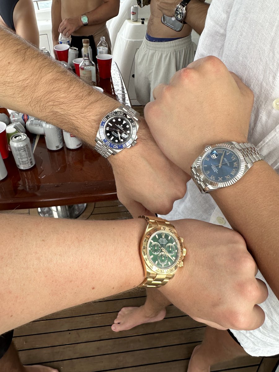 CardinalMason's tweet photo. These are my two closers. 

Collectively they’ve made me about $2.5M since May. 

Had to get them both their first Rolexes to celebrate while they’re in Miami.

Grateful as fuck. Couldn’t ask for a better team. https://t.co/J2L8vgTnrP