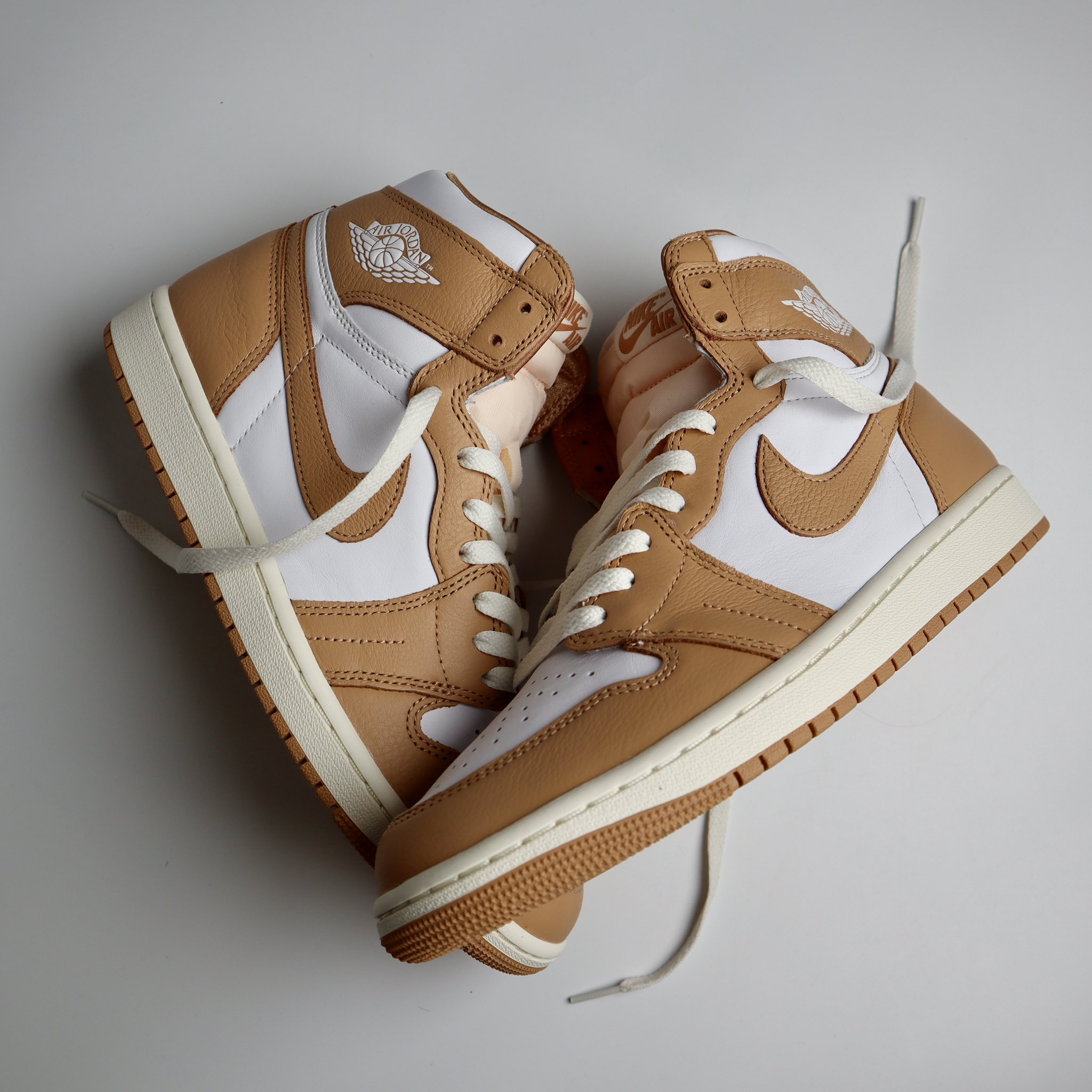 Moresneakers twitter cheap