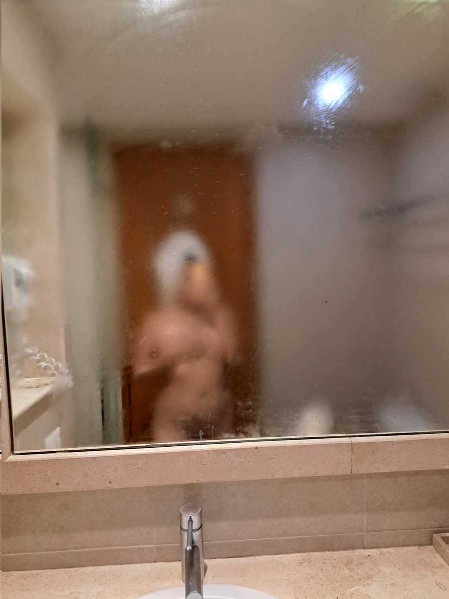 SoytuSanta23's tweet photo. A Todos los que den RT les enviaré la foto sin censura (A TODOS) 😳🔥 aunque me duelan mis deditos. https://t.co/33D6ofsYXs