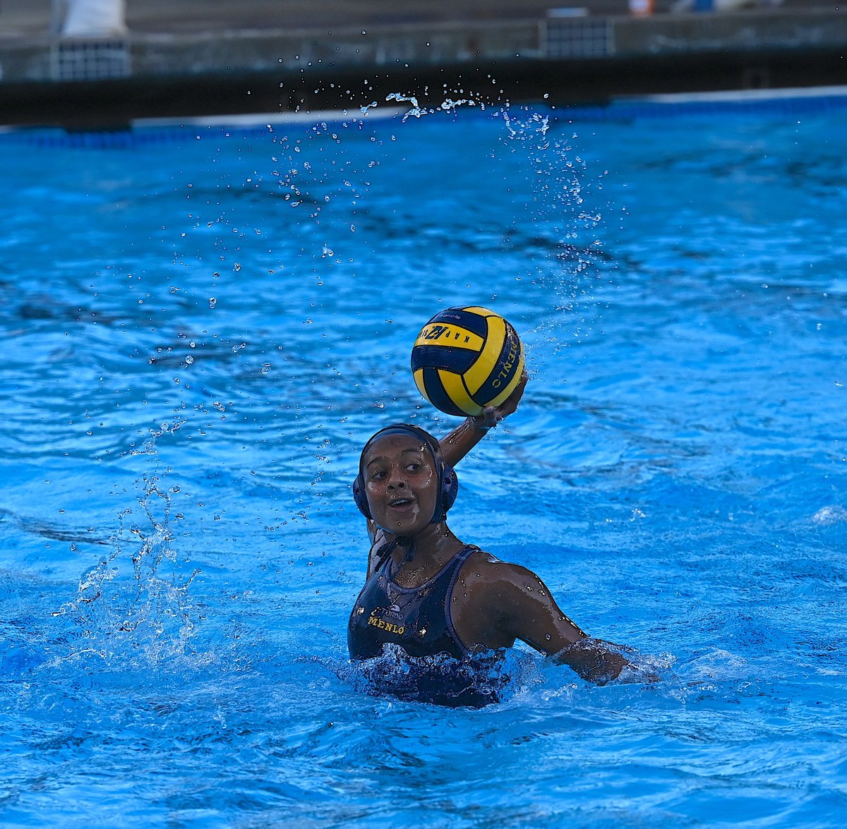 Girls' water polo opens the NorCal Tournament with a game against Carondolet, 2p at SHP. Go Menlo!

sites.google.com/shschools.org/…
<a href="/WCALSports/">WCALSports</a> <a href="/menloschool/">Menlo School</a>