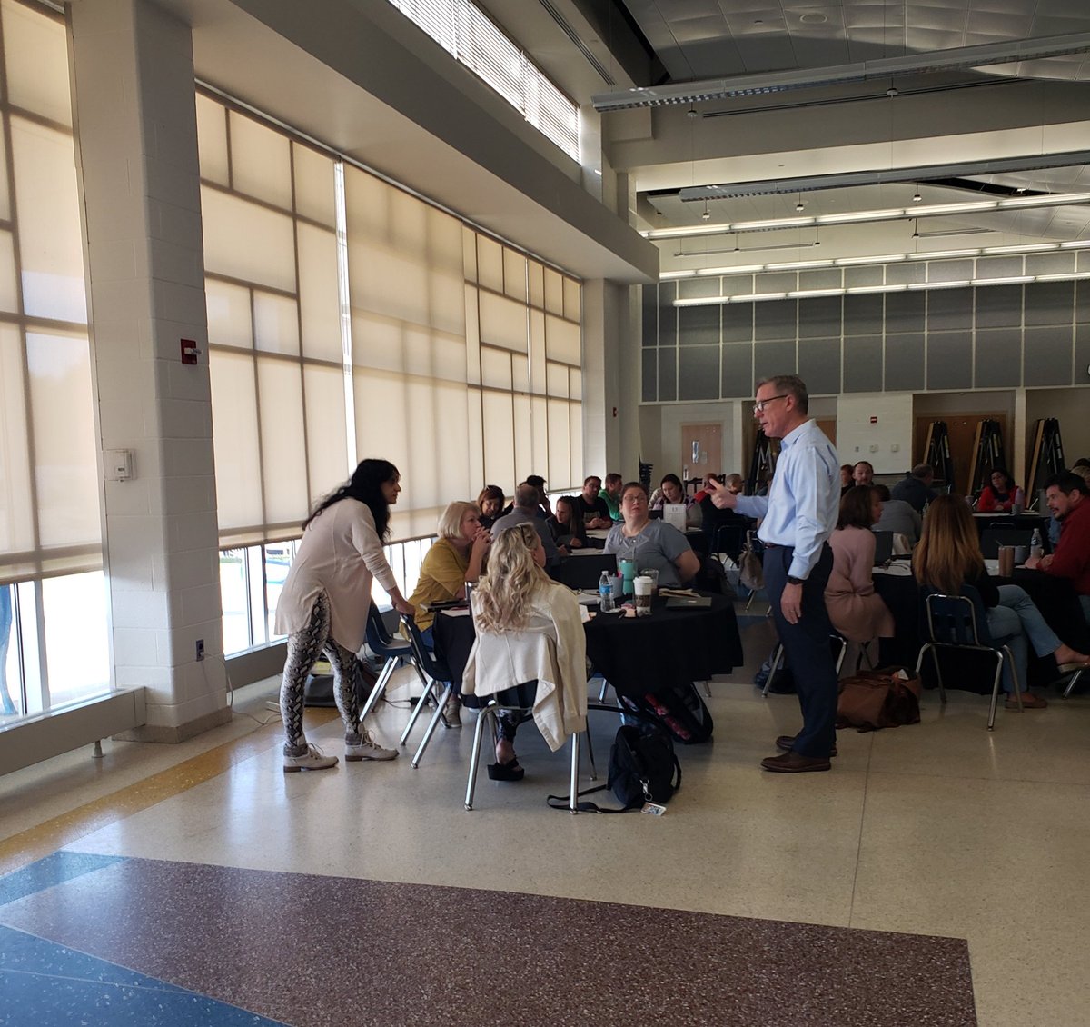 Sec_ELA_CCPS's tweet photo. Dream day of professional learning ! Thank you @KellyGToGo for coming to @calvertnet to share what you've learned as an English teacher and push us to keep improving our practice. https://t.co/ufWVhfT4VP