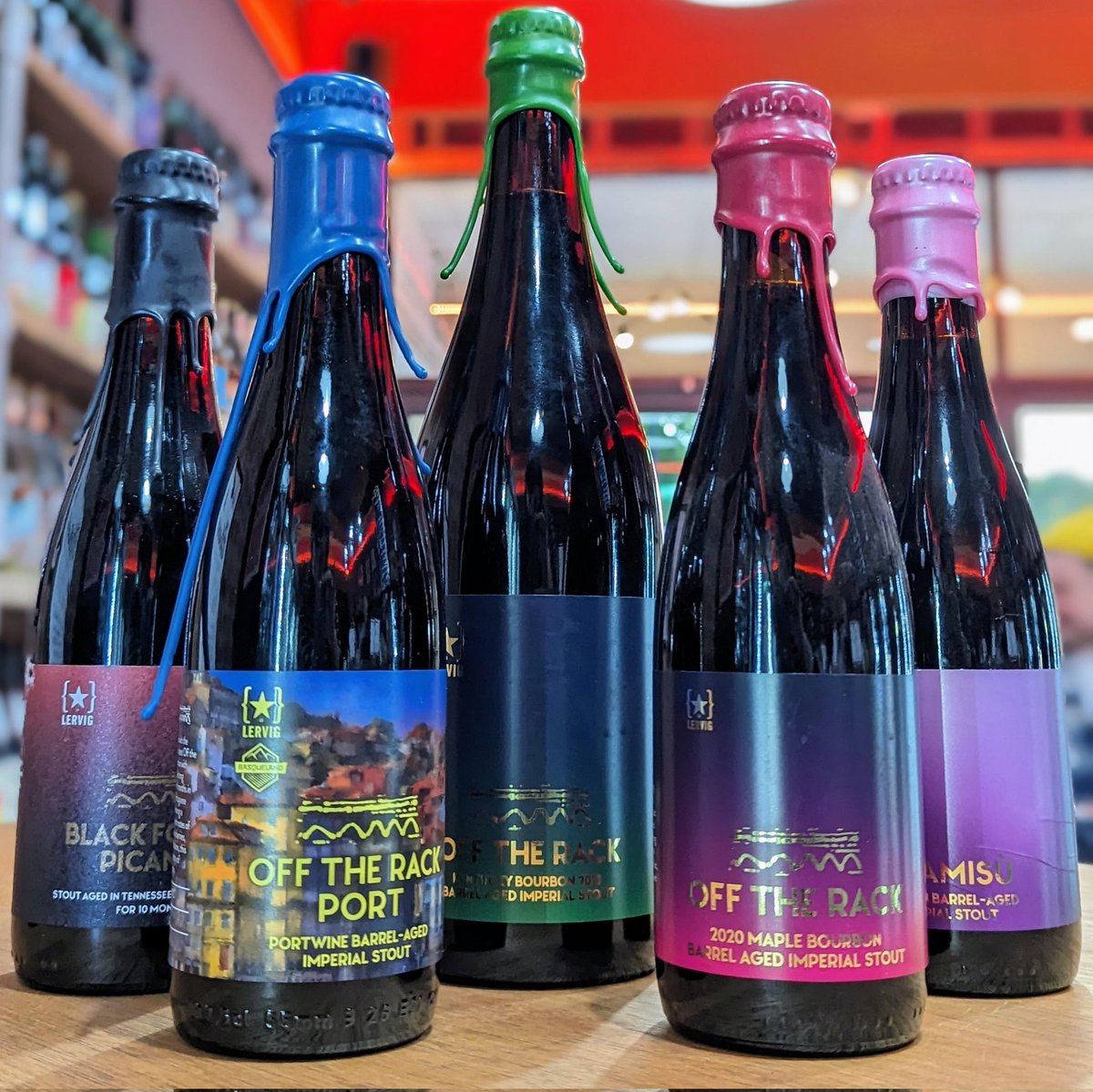 BARREL AGED BEAUTIES 💥
<a href="/LervigBeer/">LERVIG</a> Rackhouse Off the Rack 

Who ya treating? You or someone spesh? 😍

Kentucky Bourbon - 15% 
Maple Bourbon - 14.7% 
Tiramisu - 13.2% 
Port x <a href="/basquelandbrew/">Basqueland Brewing</a> - 13.4% 
Black Forest Picante - 13.0% 
Australian Dark Rum - 13.2% 

Best grab em soon!
