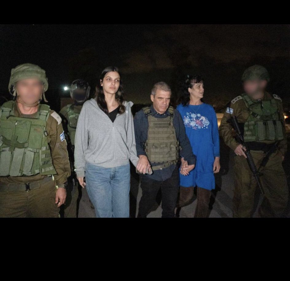 The first photo of Judith and Natalie Raanan, the two American hostages who were released today, per sources.