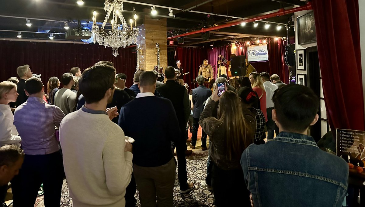 Planet LA Records tweet media