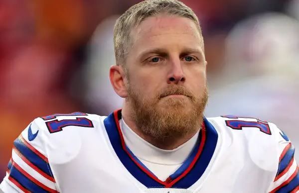 wikiglobals's tweet photo. Updated Post: Giants to release Cole Beasley from practice squad After ‘Private’ Conversation https://t.co/WH87wLOgjS https://t.co/xzKgbrA2cc