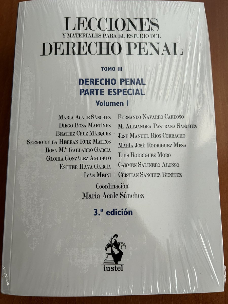 Hay nuevo bebé en los anaqueles. Y es fruto de muchas manos. Pero, sobre todo, del impulso de <a href="/MariaAcale/">María Acale</a>