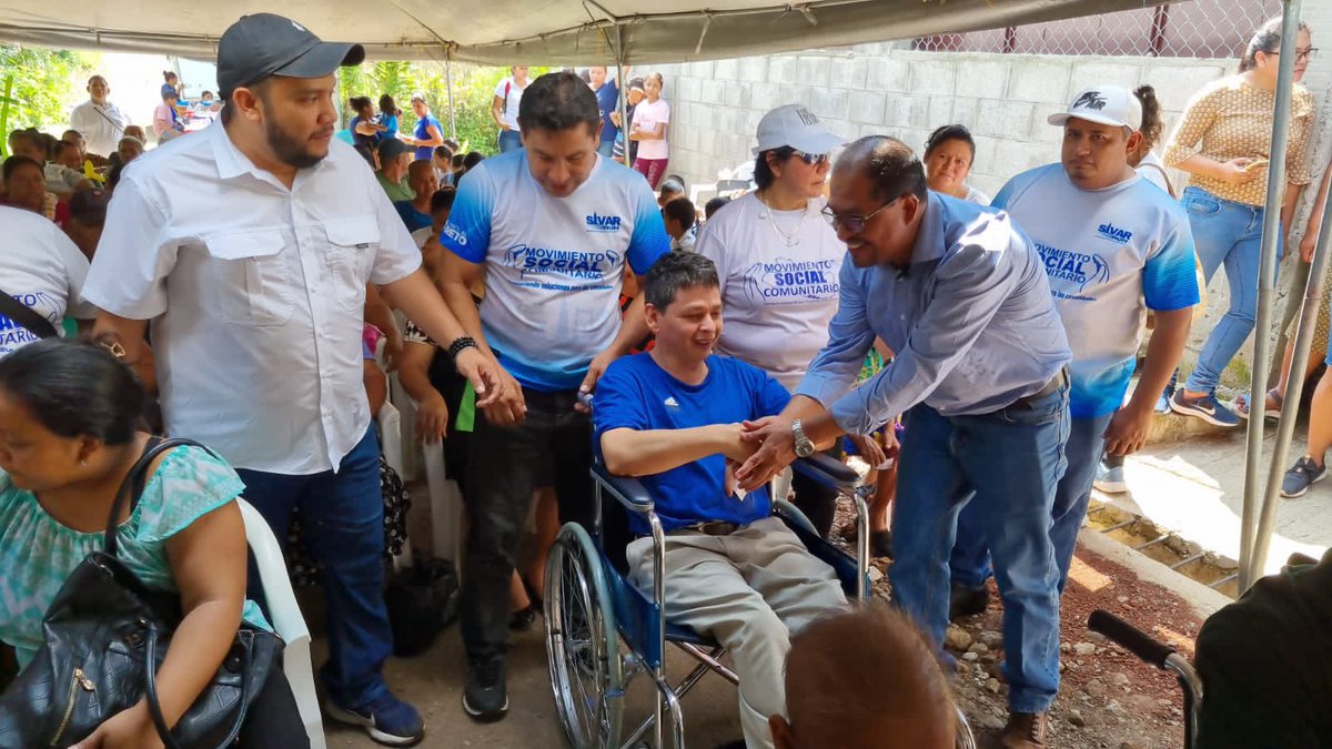 ComunitariosES's tweet photo. El objetivo que nos mueve cada día es llevar soluciones integrales a las comunidades que más lo necesitan.
Es por ello, el día sábado 14, llevamos nuestros programas a Santa Ana.
#ComunitariosES
#FilialSantaAna https://t.co/duDMPjE6DR