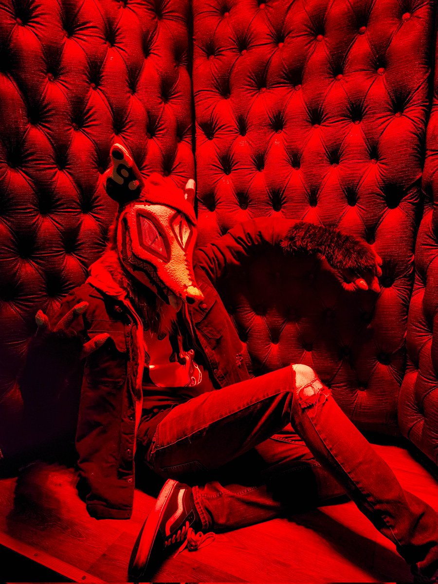 drop something  r🟥e🟥d