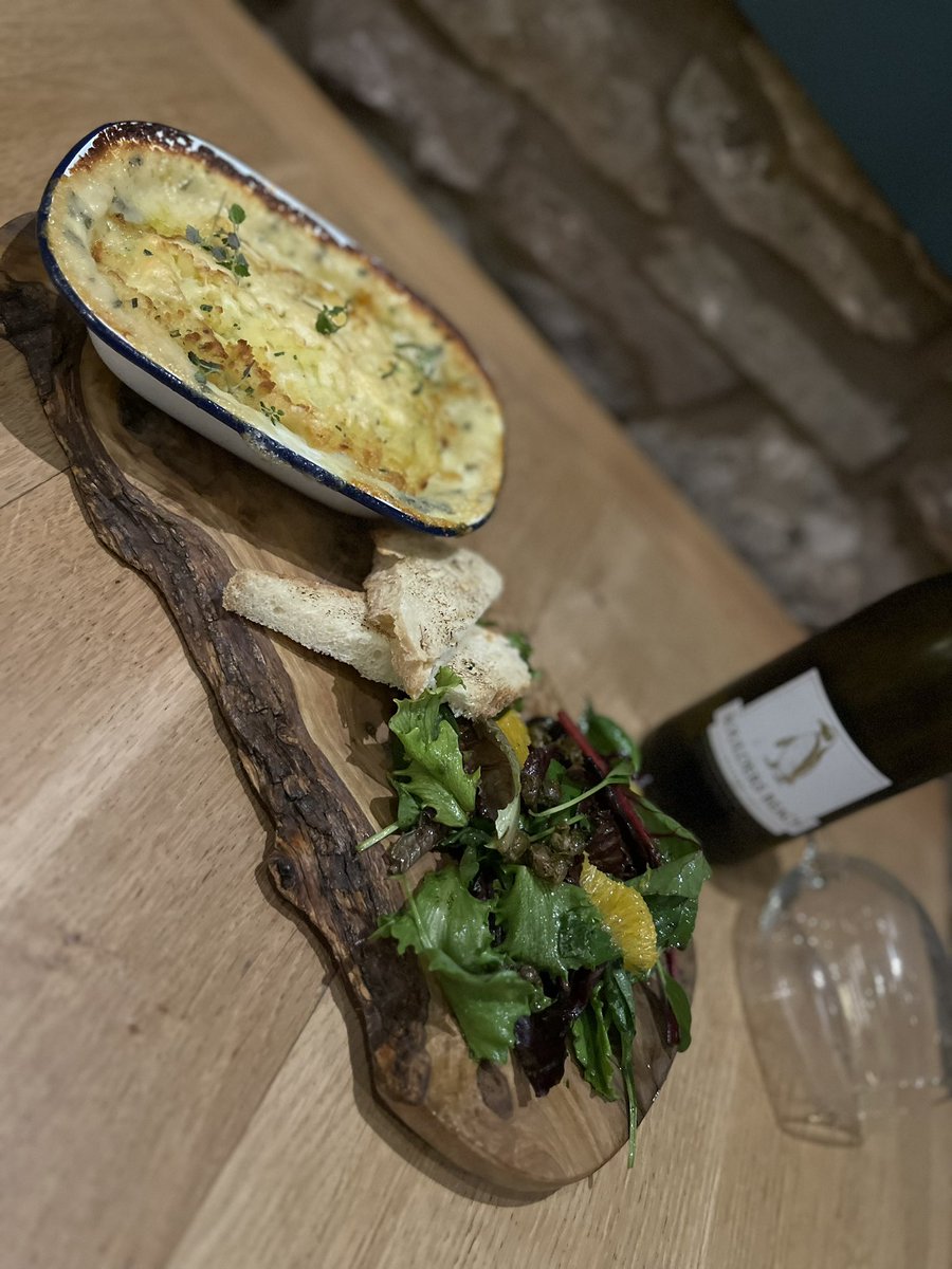 New to our lunch menu tomorrow, homemade fish pie topped with champ mash, served with an orange and popcorn caper salad and Apulian toast. #fishpie #autumnwarmer🍁 #countrydining #ewyasharold #gastropub