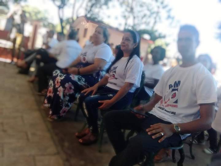 Yerlis83550122's tweet photo. Celebrado el Acto Provincial por el décimo noveno aniversario de la BJM en Moa.
Si
#CulturaMoa
#VamosPorMas https://t.co/Ptfaws0aIl