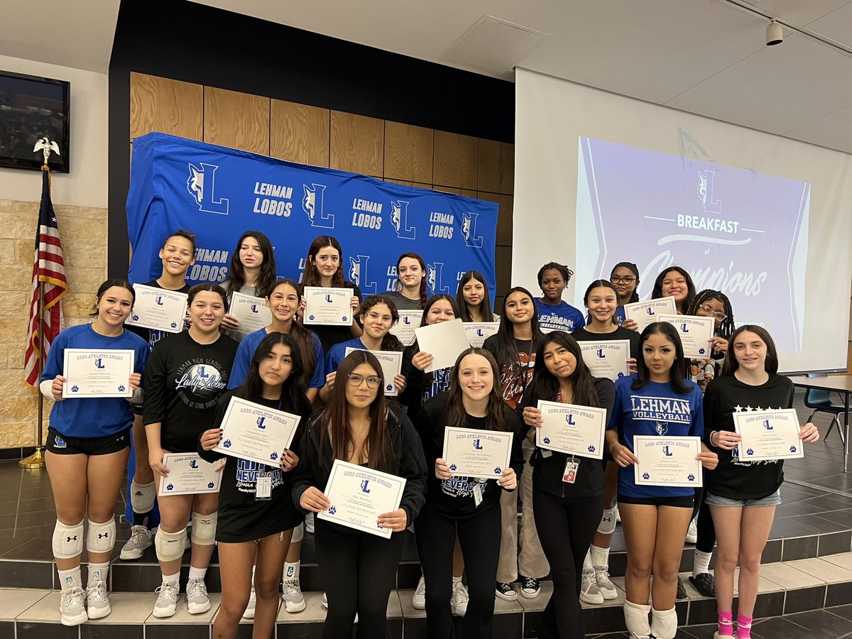 Breakfast of Champions went well this morning. Keep up the great work ladies!!!
#ahonorrole
#abhonorroll
#family
#loboup