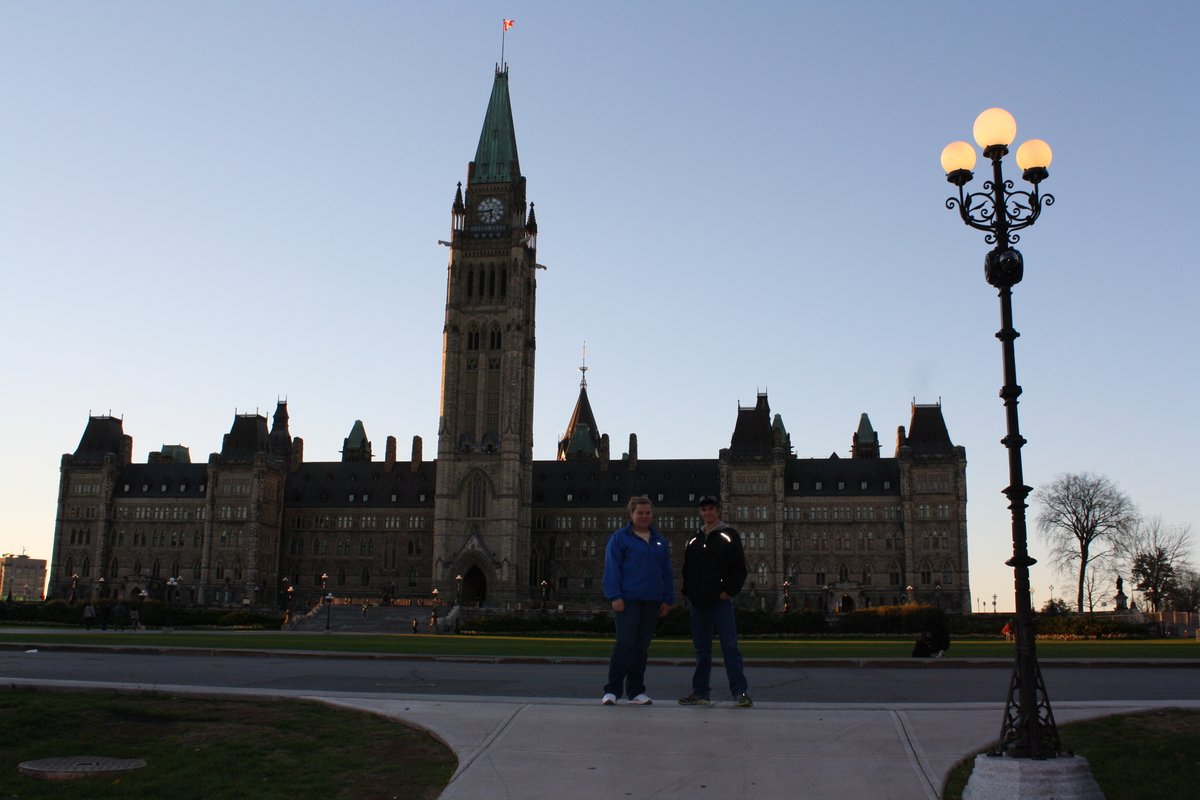 MorrinSWAT's tweet photo. It's been 10 years since we represented Alberta at the 2013 Ottawa Youth Symposium, inspiring & driving change related to teen driver safety #FlashbackFriday
#MorrinProud #SADD #inspirechange #teendriversafety #schoolculture #ProjectGearshift @parachutecanada @StateFarm https://t.co/bJdIRuuMiv