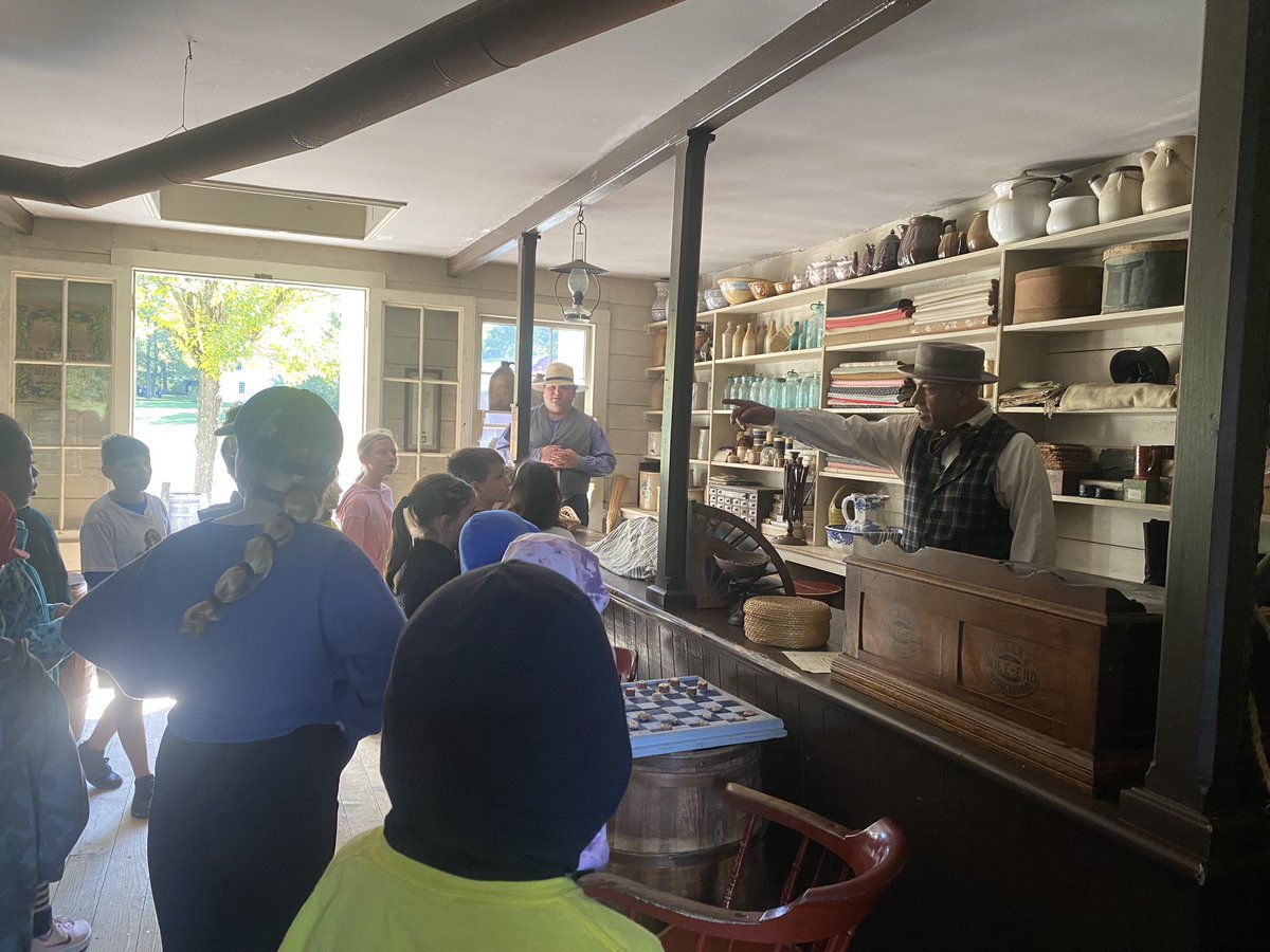 Melissa Flood tweet media