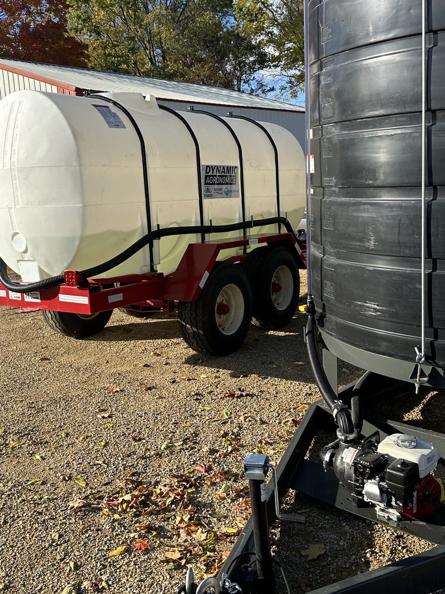 DynamicAgWisco's tweet photo. Still hauling out fall fill orders. Plenty of time to take advantage of ⁦@NACHURS⁩ NPK Starter fall fill opportunities. #plant24 https://t.co/D2mFTJq1qY