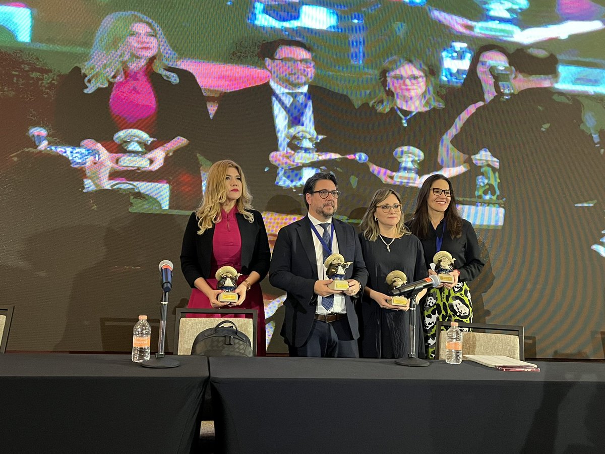 RRojasVertiz's tweet photo. Brillantes exposiciones de la Jueza Olga Borja, el Juez @danielcarnio y la Magistrada @MaHdzChongCuy en torno a los #concursosmercantiles y procesos de insolvencia en la XIX Congreso Instituto Iberoamericano de Derecho Concursal #insolvency #restructuring https://t.co/pz7eCCncG2