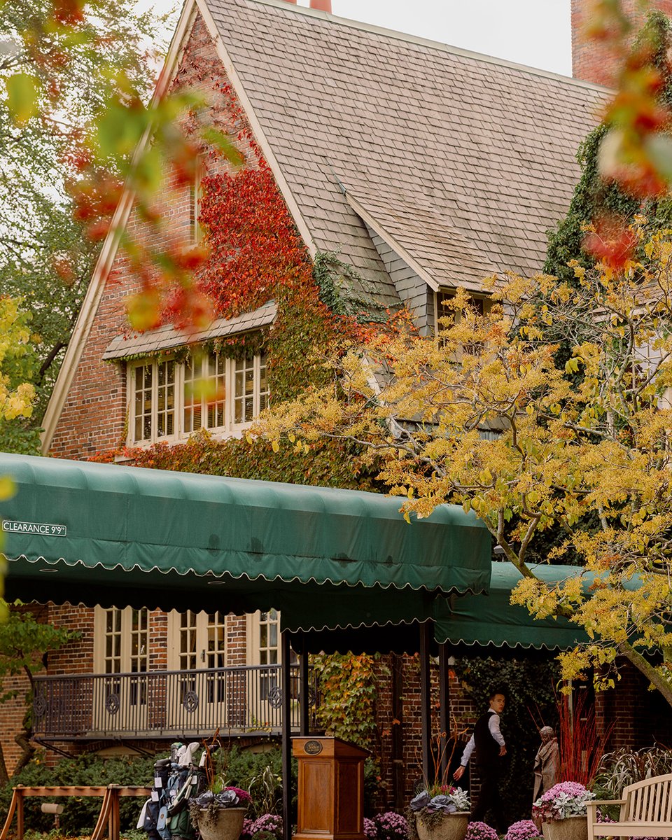 There's nothing like Destination Kohler in the fall, and The American Club is looking exceptionally gorgeous as a backdrop to this weekend's event.

#KohlerFoodWine #Autumnal #FallColors #DestinationKohler