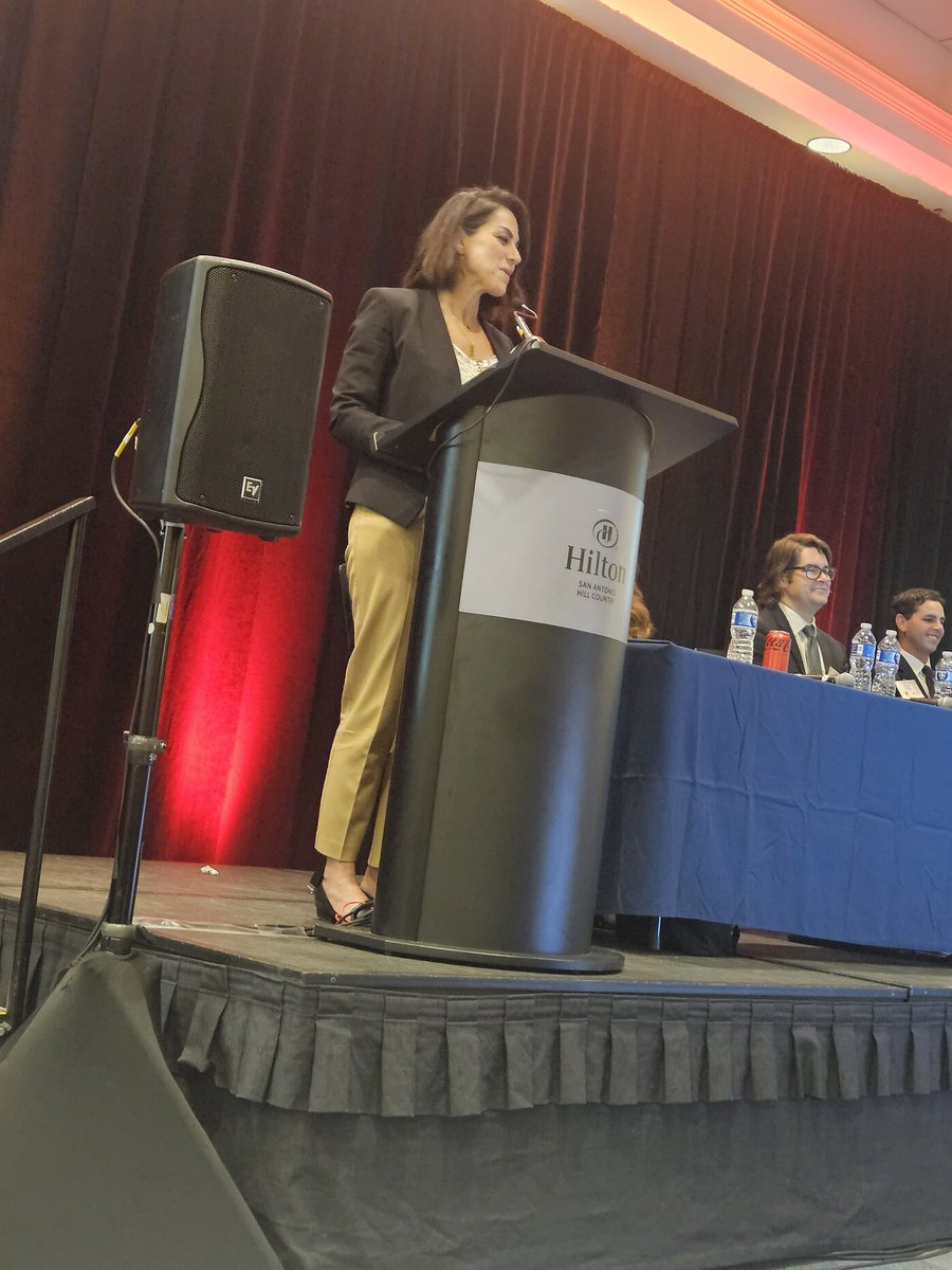 DrSukeshiArora's tweet photo. @sepideh_gholami discusses past, present, future trials in CRC liver mets #SALCS23 @NorthwellHealth @UTHealthSAMDA https://t.co/gHBv48XV0i