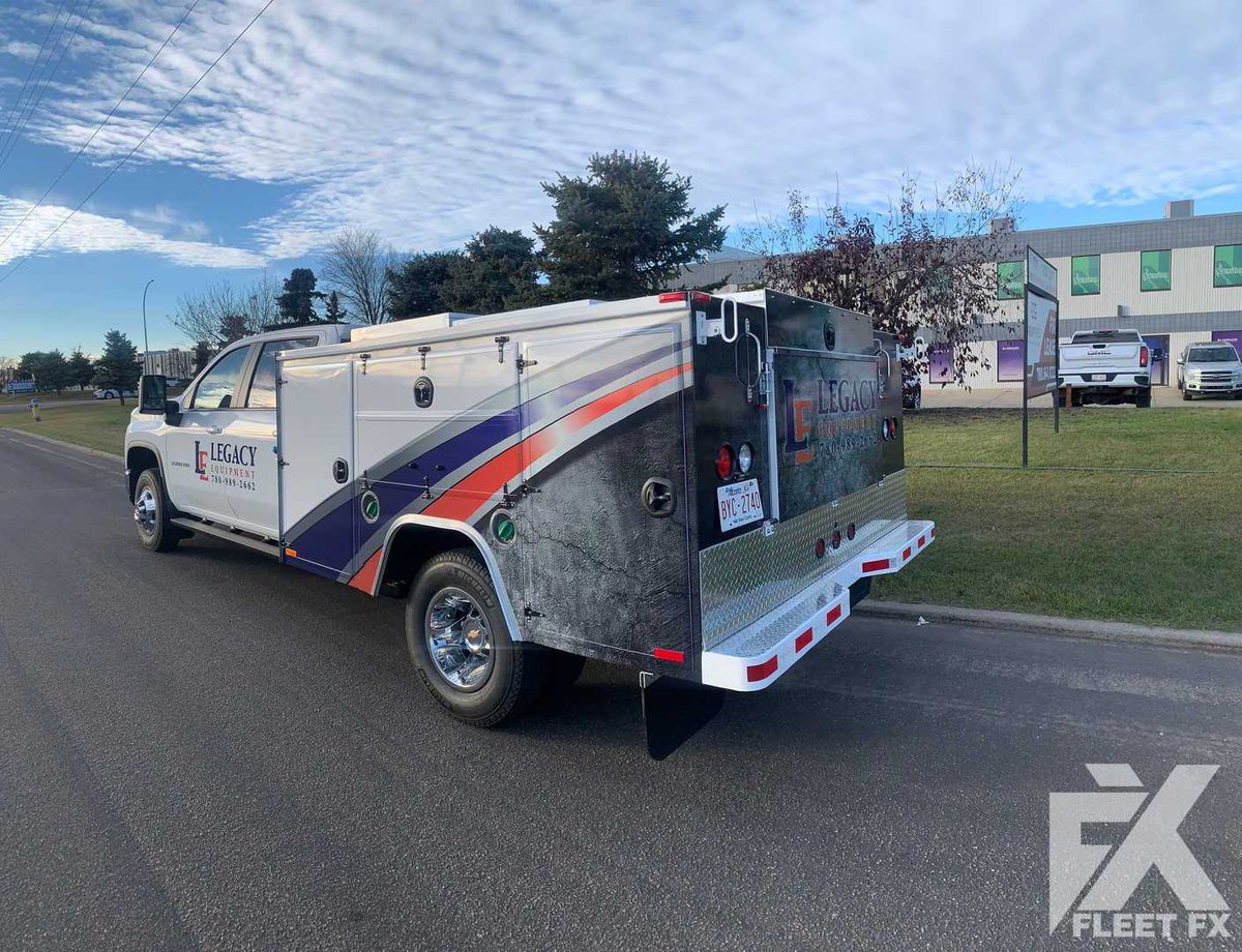 fleetfxgraphics's tweet image. Just Finished: Legacy Equipment Ford Service Truck Quarter Wrap: Legacy Equipment Ford 3500 Service truck Quarter Wrap Incorporating Company Pantone colors with a hit of unique color and texture for the wrap./
