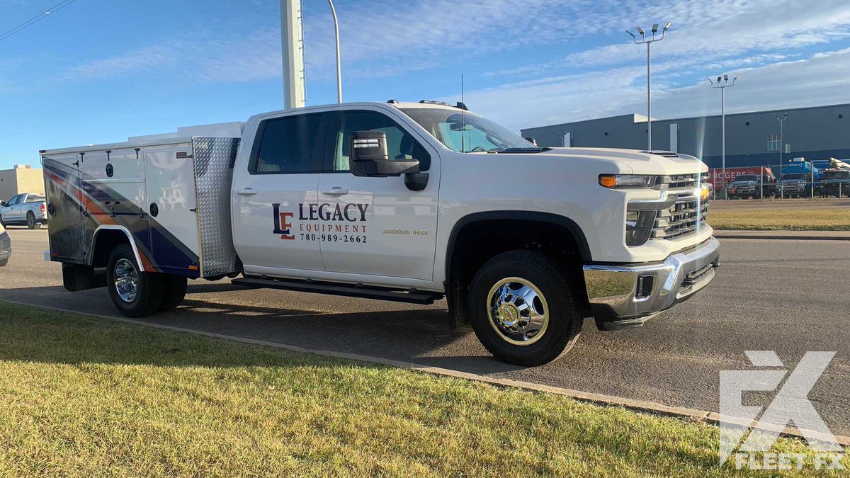 fleetfxgraphics's tweet image. Just Finished: Legacy Equipment Ford Service Truck Quarter Wrap: Legacy Equipment Ford 3500 Service truck Quarter Wrap Incorporating Company Pantone colors with a hit of unique color and texture for the wrap./