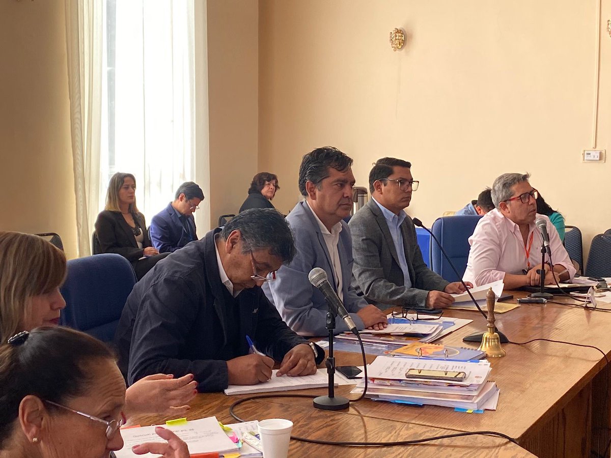 CalamaPreviene's tweet photo. En el marco de la presentación de la Dirección de Seguridad Pública de la IMC, nuestro programa SENDA Previene Calama, realizó la presentación de la oferta programática al COSOCI de la comuna #mascomunidadmasprevencion @SENDA_Antofa https://t.co/0n8qlJOudl