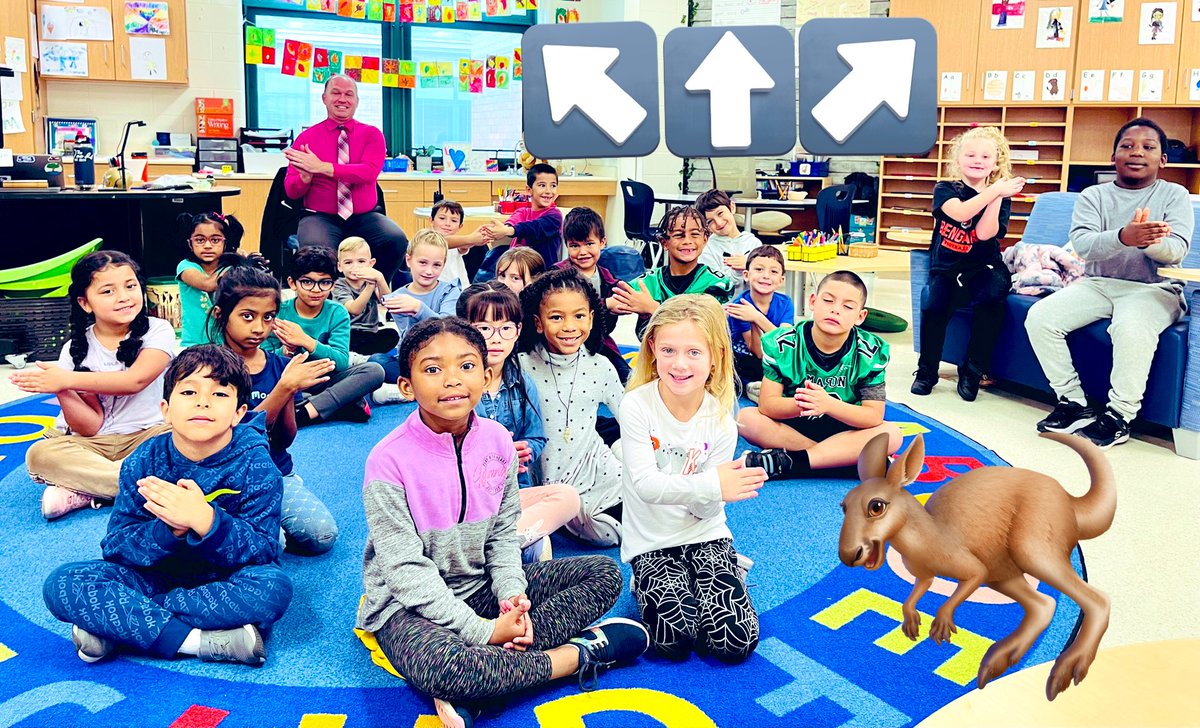 Enjoyed guest 📖ing in <a href="/SmallwoodMECC/">B.J. Smallwood</a> Kanga-Room!🦘 we read “Caps 4 Sale”🧢🐒 &amp; talked about Comet Kid💫 Flexibility!↖️⬆️↗️ We 👀 a character in the story who needed 2 try a diff way 2 get their caps back. He finally pressed ⏸️, took a break⏳, &amp; it worked!👏🏻