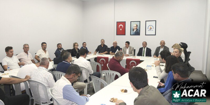 Ant_Gelecek07's tweet photo. İl Başkanlığı olarak tertip edilen “İstişare Toplantısı”https://t.co/7aRtNoxweV.Faruk PALA,Akd.Bölge https://t.co/exH9pvTmiM.Ali KİRİŞ,Parti https://t.co/hiP9UolHvD.Mevlüt DEMİR,Korkuteli ve Manavgat İlçe Bşk.ile Gelecek Sevdalılarının katılımı ile gerçekleşti #Ahmet_Davutoğlu https://t.co/oKmwgvmDqz