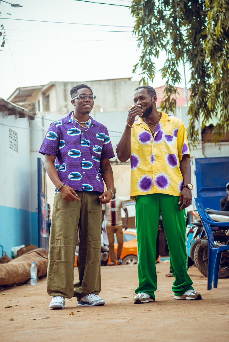 FofoSkarfo's tweet photo. 𝐇𝐎𝐏𝐀𝐓𝐀 feat @kikogoldenboy
Vidéoclip - Disponible maintenant 📷
https://t.co/59NBHvfBr6

Réalisation : J Breezy
Directrice Artistique, Co-réalisation &amp; Production exécutive : Binetou Sylla
Stylisme : Fatoumata Guirassy
MUA : Pépita Clark
Une exclusivité :@werewere_music https://t.co/1coroGCqzB