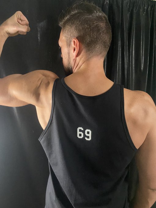 This is one of my LOVE PINK GIRLS tank tops! https://t.co/OerRNNyRWV<a href="/tag/mvsales"class="tags"><span>#mvsales</span></a>