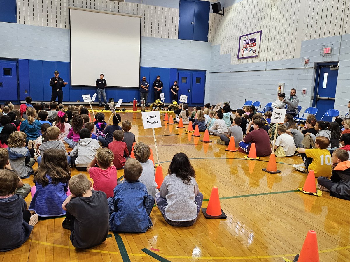 SpringCityRAMS's tweet image. Our local heroes- members of our community fire station visited us to share fire prevention safety tips.  Even one of our teachers geared up! Thanks Liberty Fire Station! We appreciate you! #smallschoolbigheart