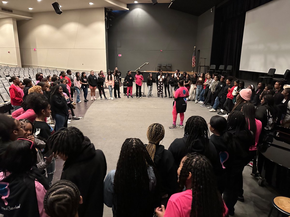 LaShante James tweet media