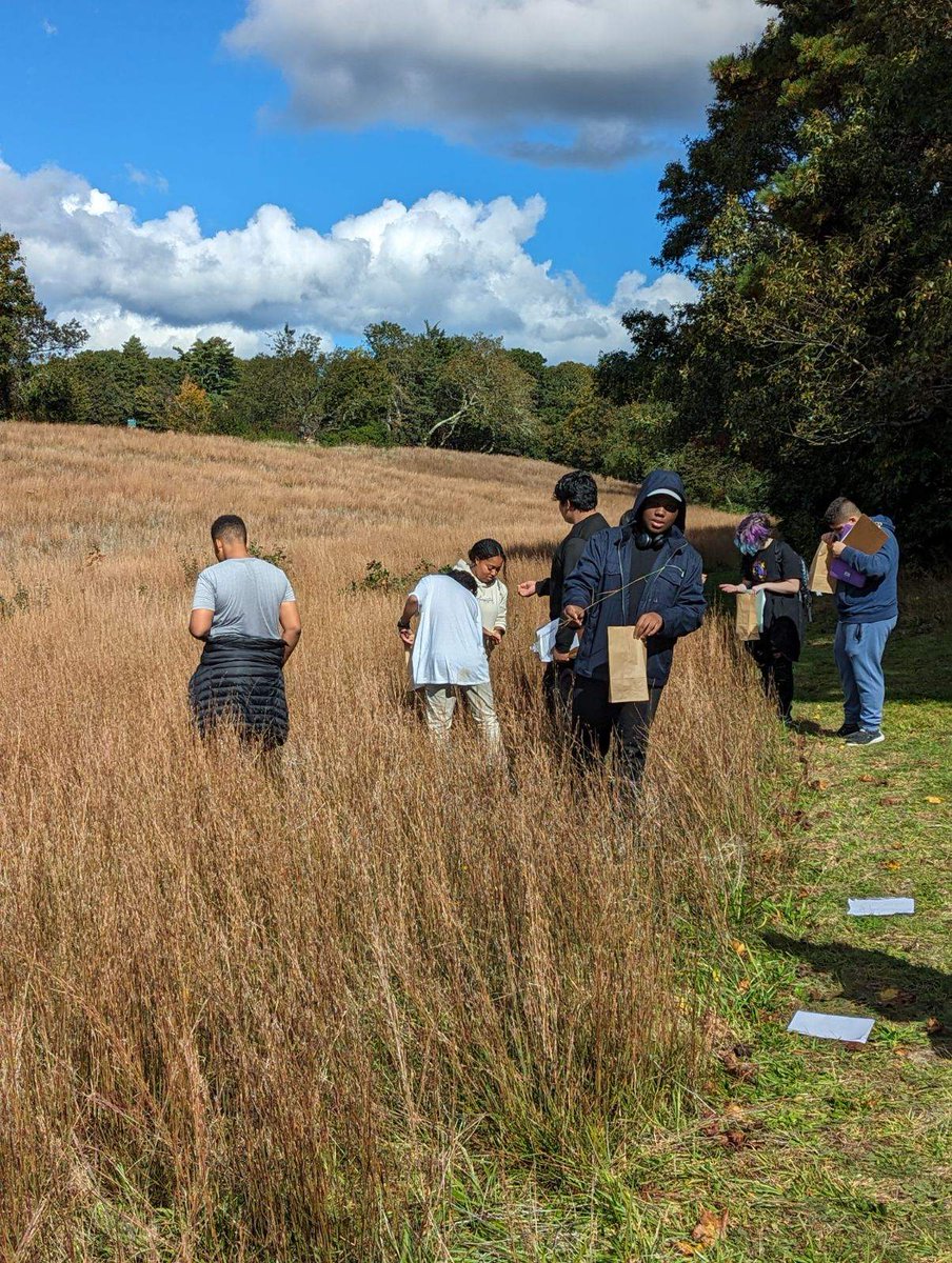 Students at @BarnstableHigh celebrated @massstemweek with a field trip to Fuller Farm @BALandTrust Elizabeth Hanchuruck developed the curriculum with @BarnstableWater this summer in her Teacher-in-Residence placement. #SeeYourselfInSTEM #YourSTEMFutureIsOurSTEMFuture