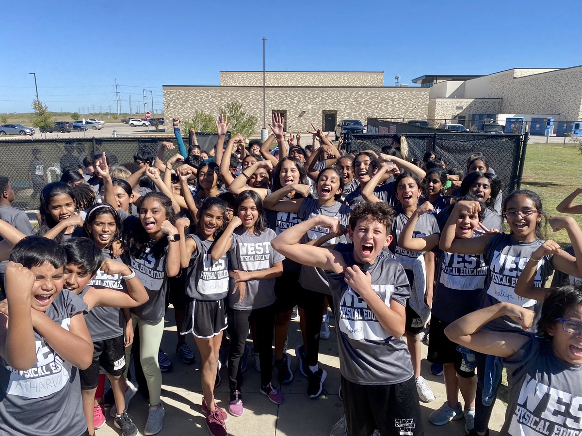 Fun Flex Friday at CMS WEST!!
💪🏽🔥💪🏽🔥💪🏽🔥💪🏽
#westfam #coppellisd #cmswest