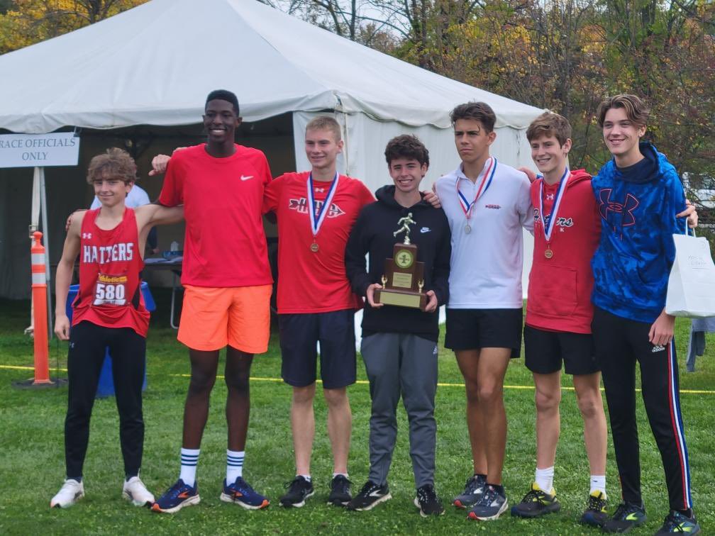HH_Athletics_'s tweet photo. Congratulations to the Hatters cross country team. SOL liberty XC champions! GO HATTERS! 
@SOLsports @HH_Schools https://t.co/8p4d4bJa1q