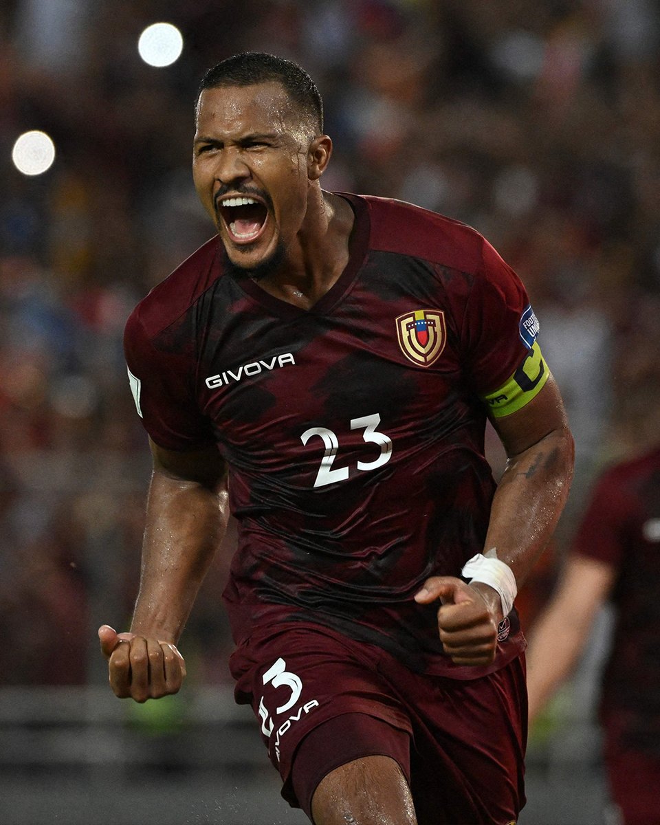 FIFAWorldCup's tweet photo. 💯 caps
⚽️ Venezuela's all-time top scorer

The pride of @SeleVinotinto, @SaloRondon23! 🇻🇪 https://t.co/jXPomRisfU