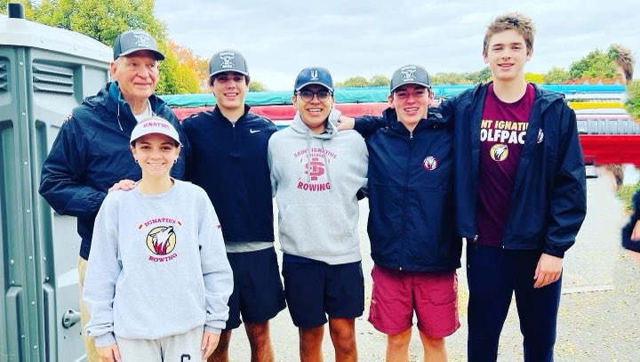 SIWolfpackCrew's tweet photo. Saint Ignatius Chicago Rowing teams arrive in Boston for the Head of the Charles, Sunday, October 22, 2023
9:37AM | #52 | Men’s Youth 8s
10:43AM | #55 Women’s Youth 4s
12:03PM | #58 Women’s Youth 8s
Let’s Go Wolfpack! 
#boston #ergometer #rowing #aviron #rudern #hocr #rowing https://t.co/XH83Z97gfe