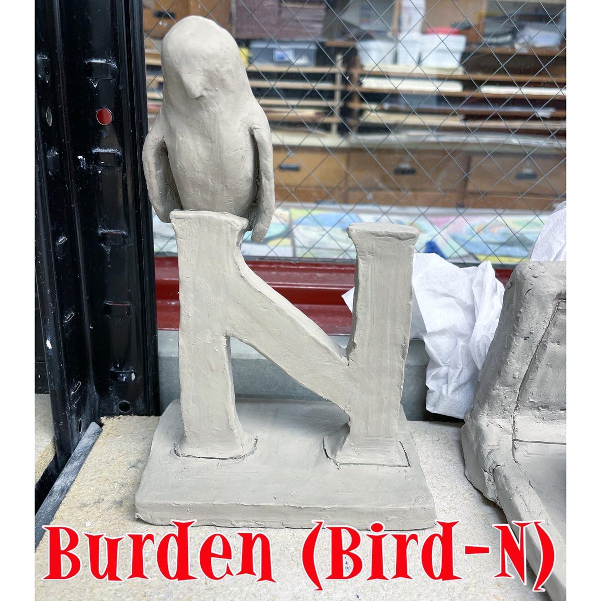 XrdsArt's tweet photo. Can you believe these phenomenal Visual Pun clay sculptures? Great job 8th graders!
#visualpun #middleschoolart #arted #arteducation #artsed #listentolearnxrds #fabartsfri https://t.co/CJnxwmoiZz