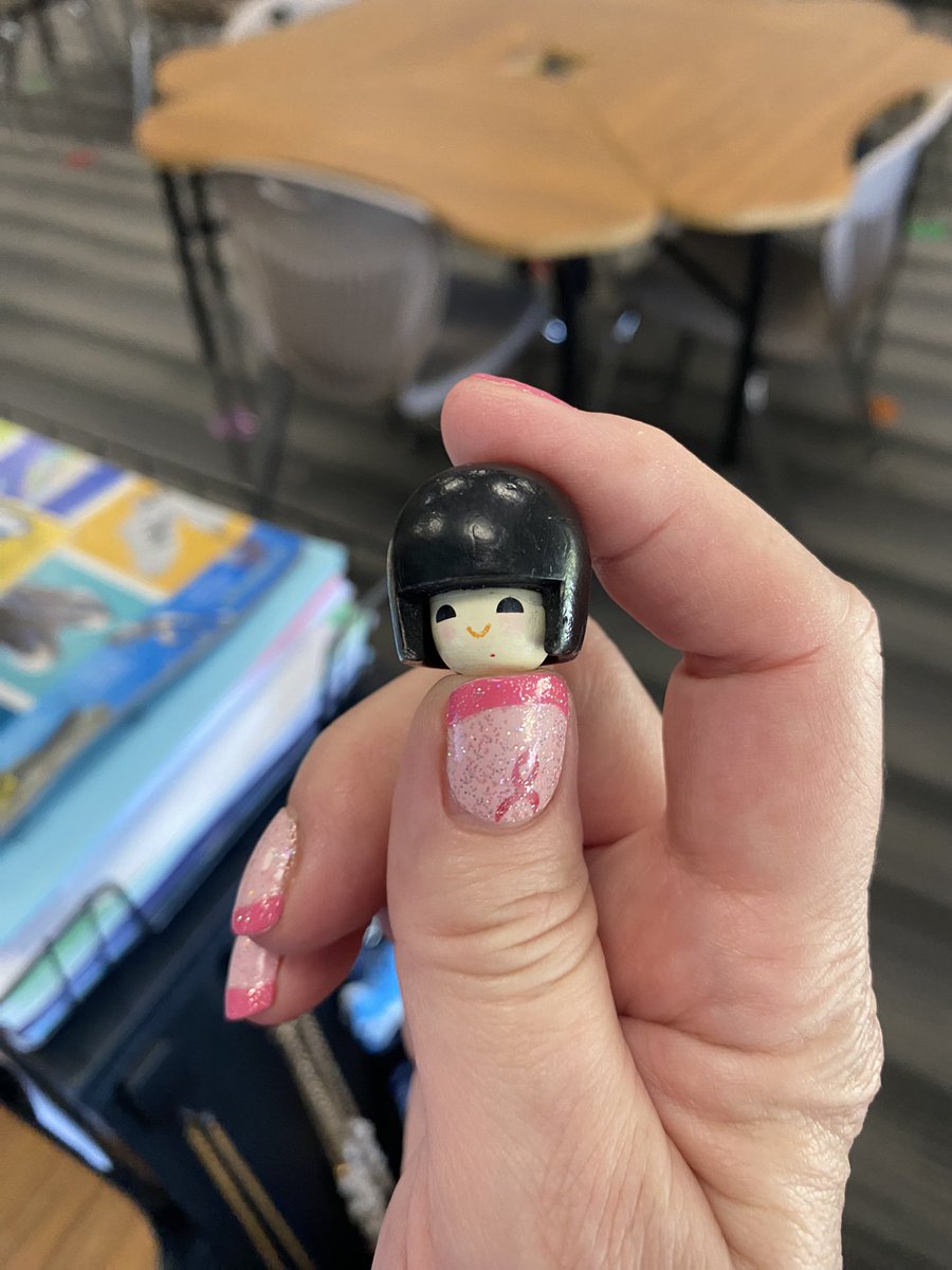 Apparently, heads were rolling in my class today ¯\_(ツ)_/¯ #SJHCats