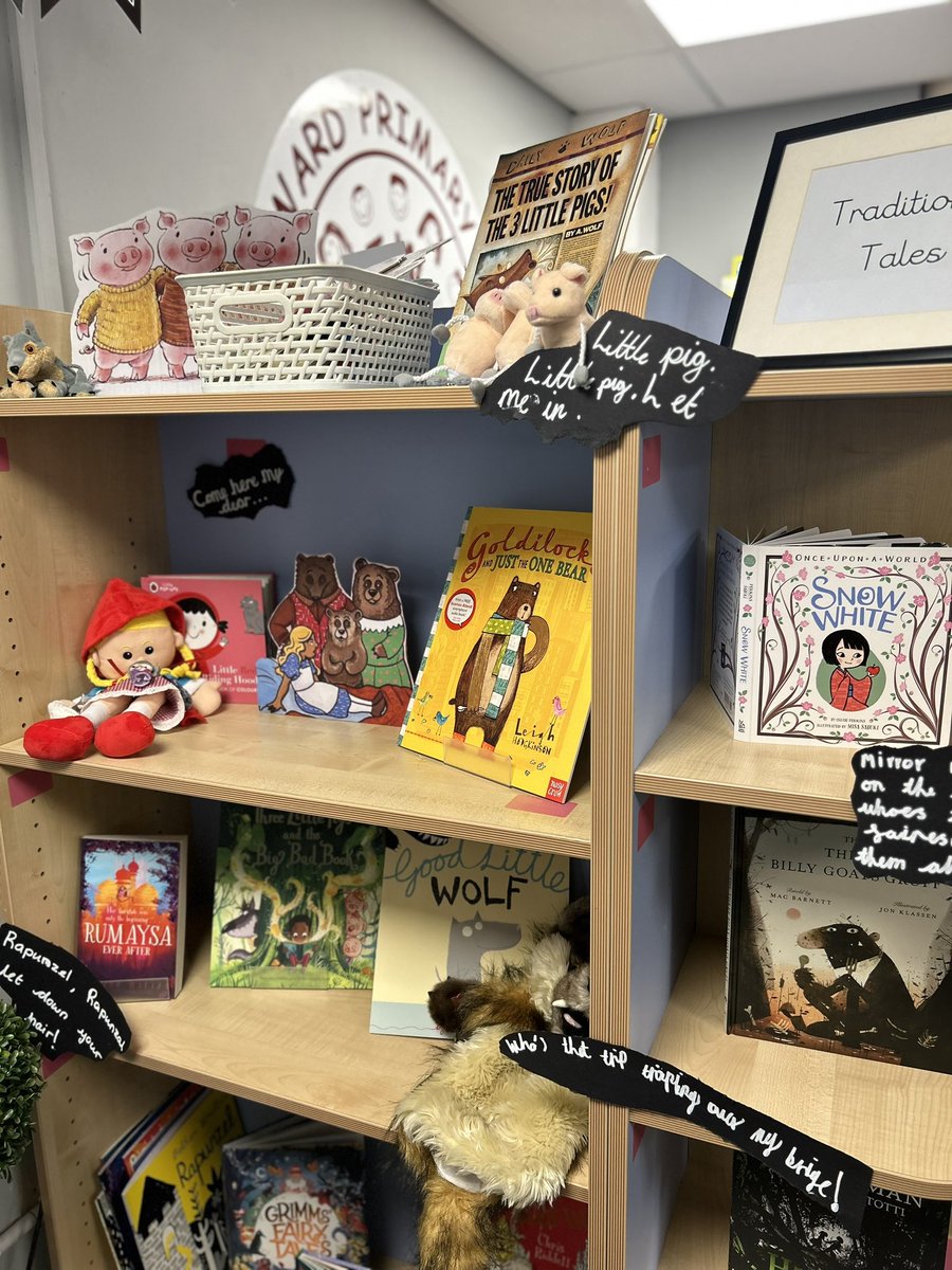 The_BookNook's tweet photo. We are so lucky to have such an amazing library 🌟 https://t.co/JRaPSovDJi