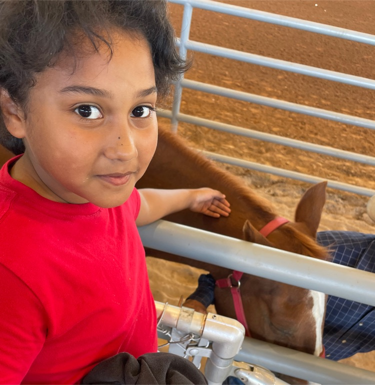 RoyalElem's tweet photo. Fourth Grade Field Trip! 
#WeAreRoyal #DestinationLearning https://t.co/nCYU4WeK27