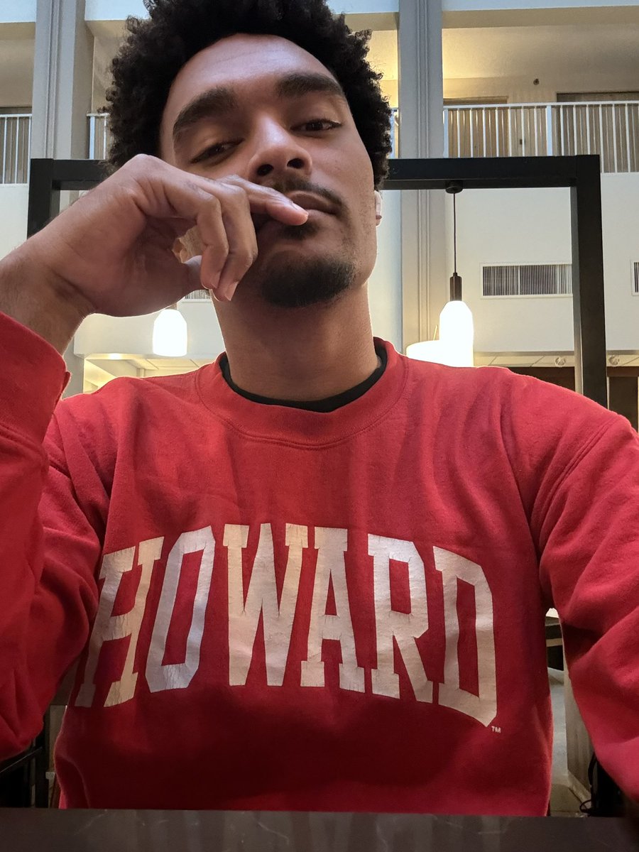 ayo_meechie's tweet photo. Not always home, but always repping. Happy Homecoming! #BisonMade https://t.co/ERIU3xS9Go